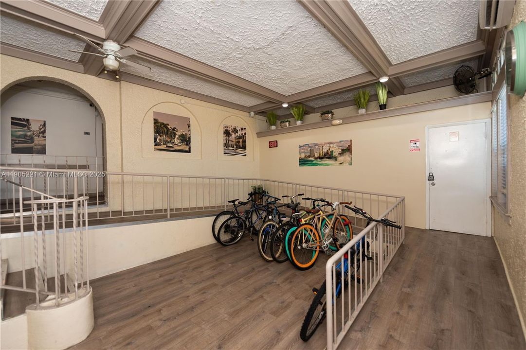 Recently Rented: $1,650 (1 beds, 1 baths, 0 Square Feet)