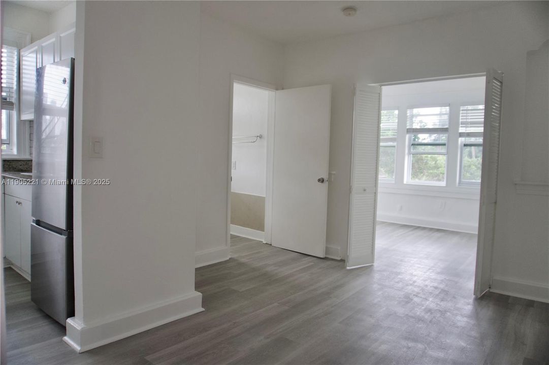 Recently Rented: $1,650 (1 beds, 1 baths, 0 Square Feet)