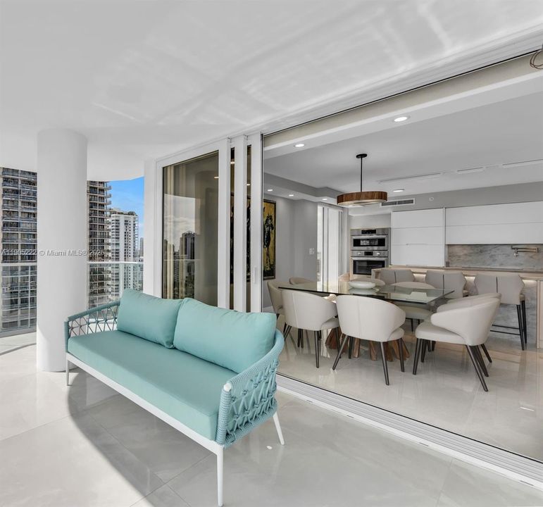 For Sale: $1,390,000 (2 beds, 3 baths, 1825 Square Feet)