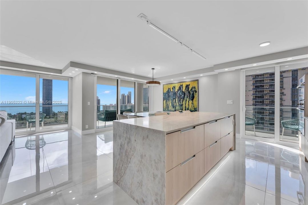 For Sale: $1,390,000 (2 beds, 3 baths, 1825 Square Feet)