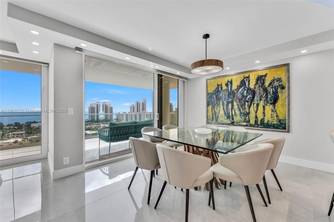 For Sale: $1,390,000 (2 beds, 3 baths, 1825 Square Feet)