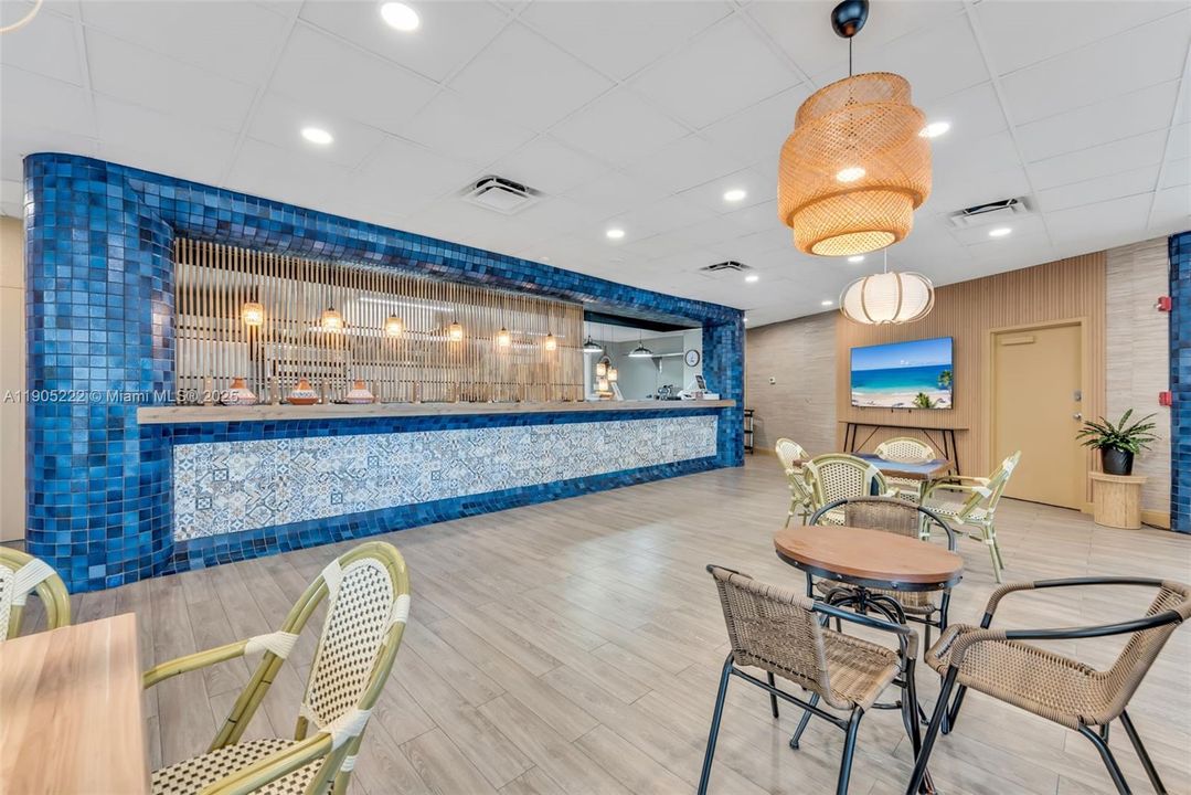 For Sale: $1,390,000 (2 beds, 3 baths, 1825 Square Feet)