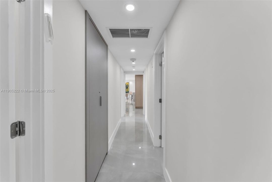 For Sale: $1,390,000 (2 beds, 3 baths, 1825 Square Feet)