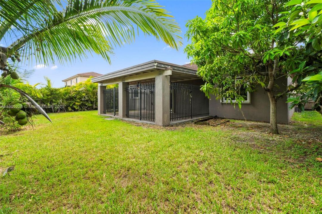 Recently Rented: $2,875 (3 beds, 2 baths, 1573 Square Feet)