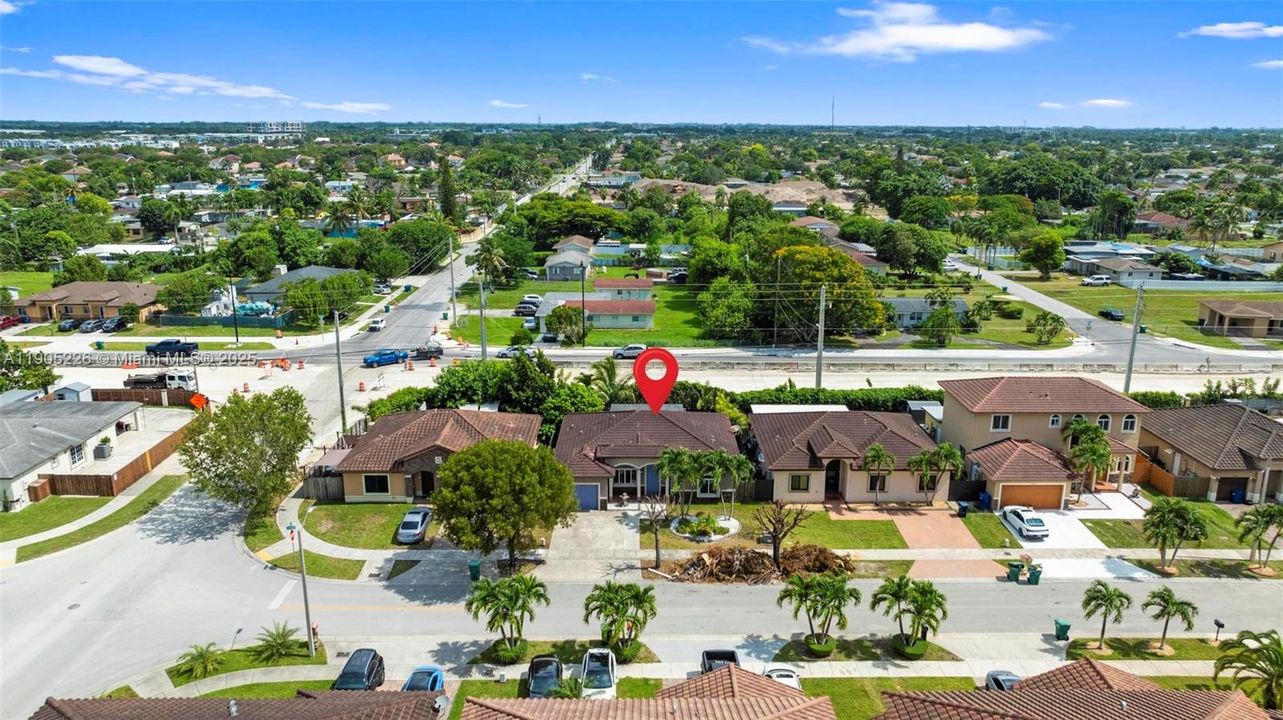 Recently Rented: $2,875 (3 beds, 2 baths, 1573 Square Feet)