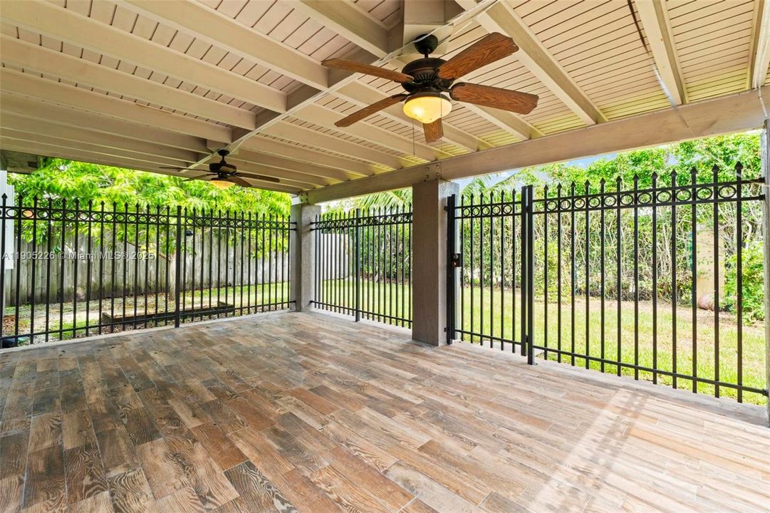 Recently Rented: $2,875 (3 beds, 2 baths, 1573 Square Feet)