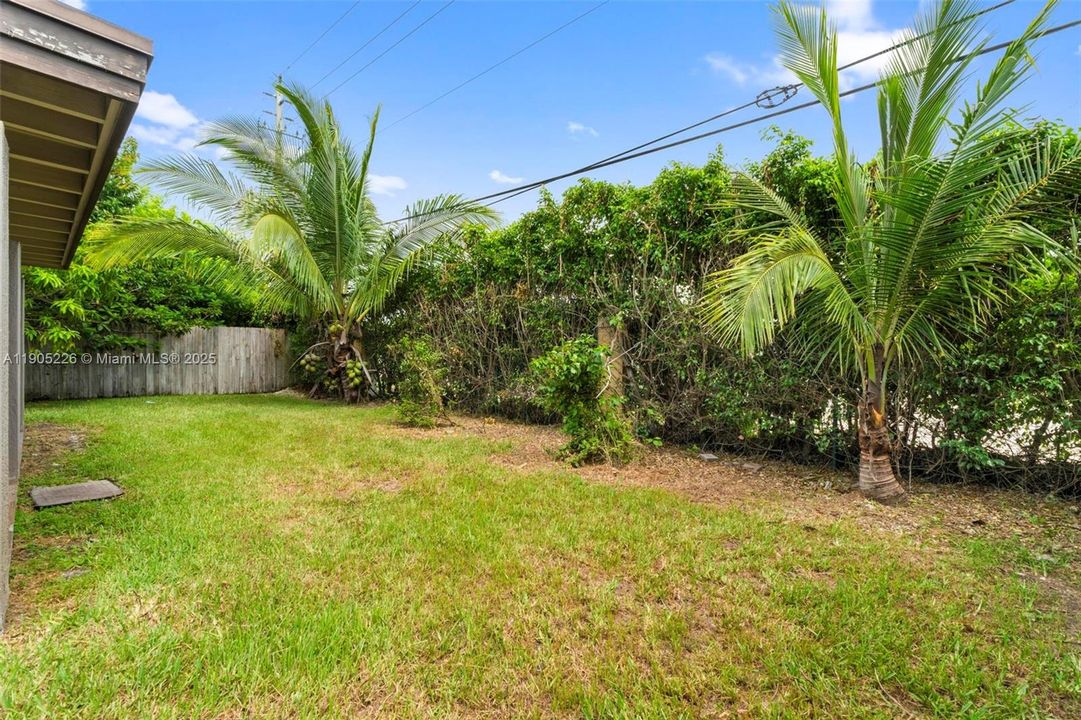 Recently Rented: $2,875 (3 beds, 2 baths, 1573 Square Feet)