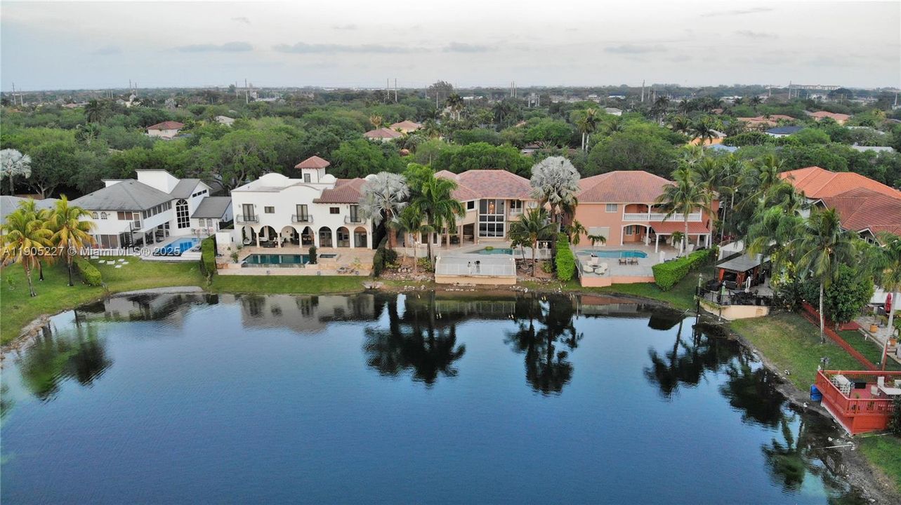 待售: $1,590,000 (5 贝兹, 4 浴室, 3569 平方英尺)