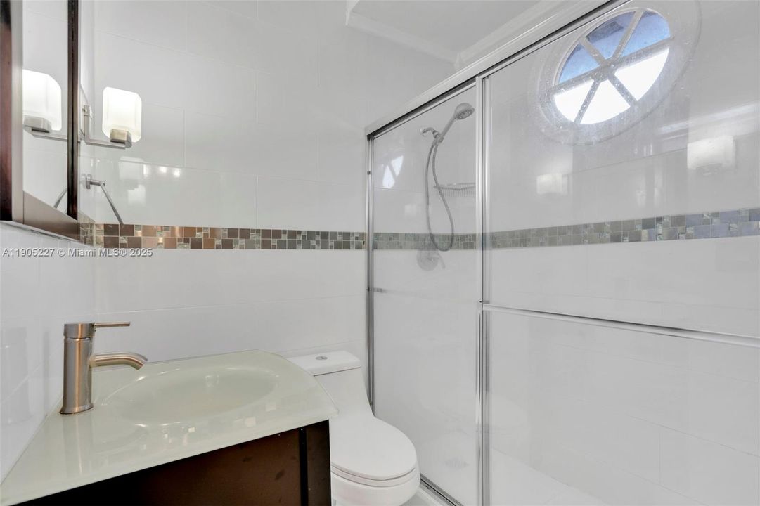 待售: $1,590,000 (5 贝兹, 4 浴室, 3569 平方英尺)