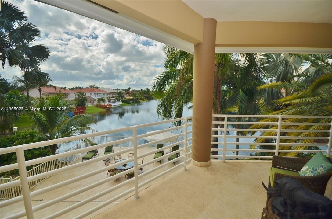 待售: $1,590,000 (5 贝兹, 4 浴室, 3569 平方英尺)