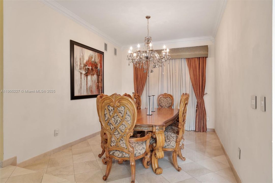 待售: $1,590,000 (5 贝兹, 4 浴室, 3569 平方英尺)