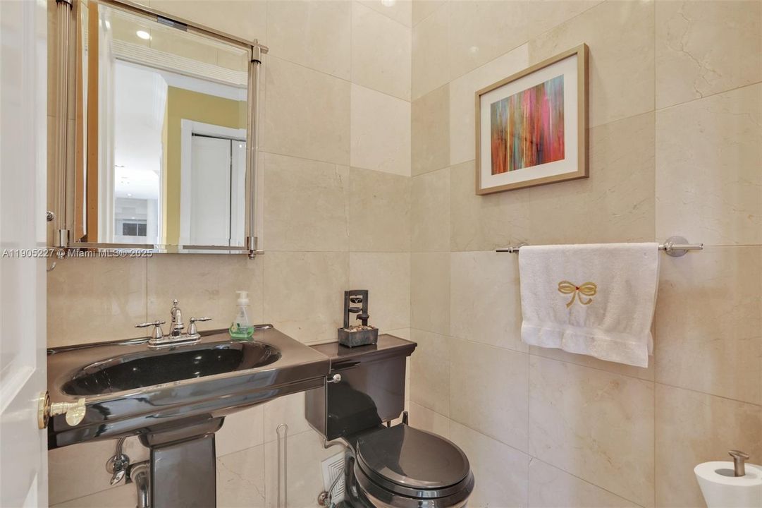 待售: $1,590,000 (5 贝兹, 4 浴室, 3569 平方英尺)