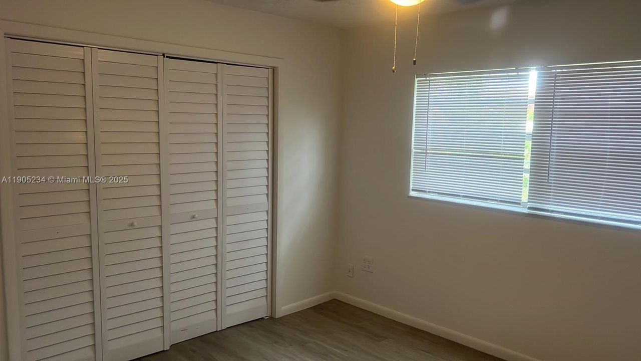 Recently Rented: $2,200 (2 beds, 1 baths, 710 Square Feet)