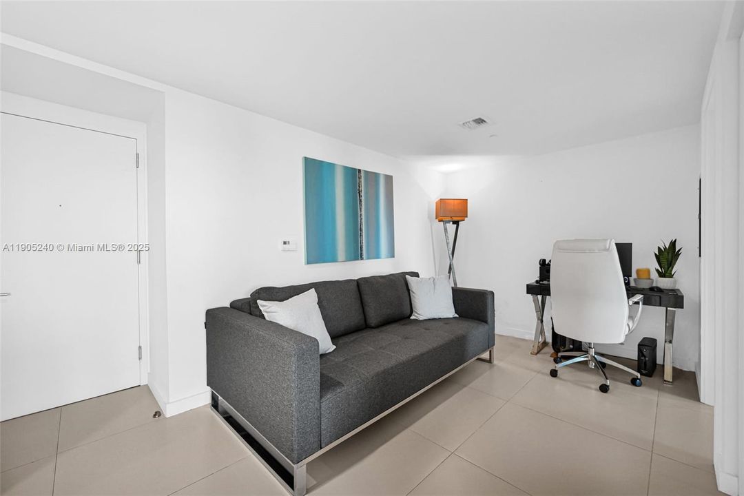 For Rent: $7,600 (2 beds, 2 baths, 1088 Square Feet)