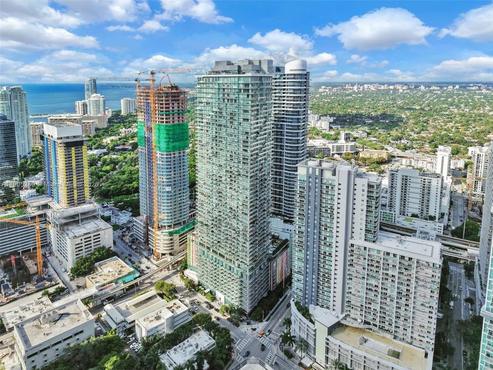 For Rent: $7,600 (2 beds, 2 baths, 1088 Square Feet)