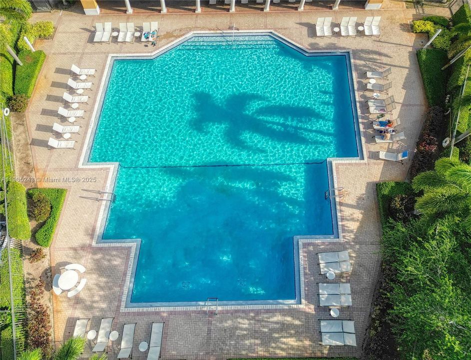 最近租的: $3,100 (3 贝兹, 3 浴室, 1670 平方英尺)