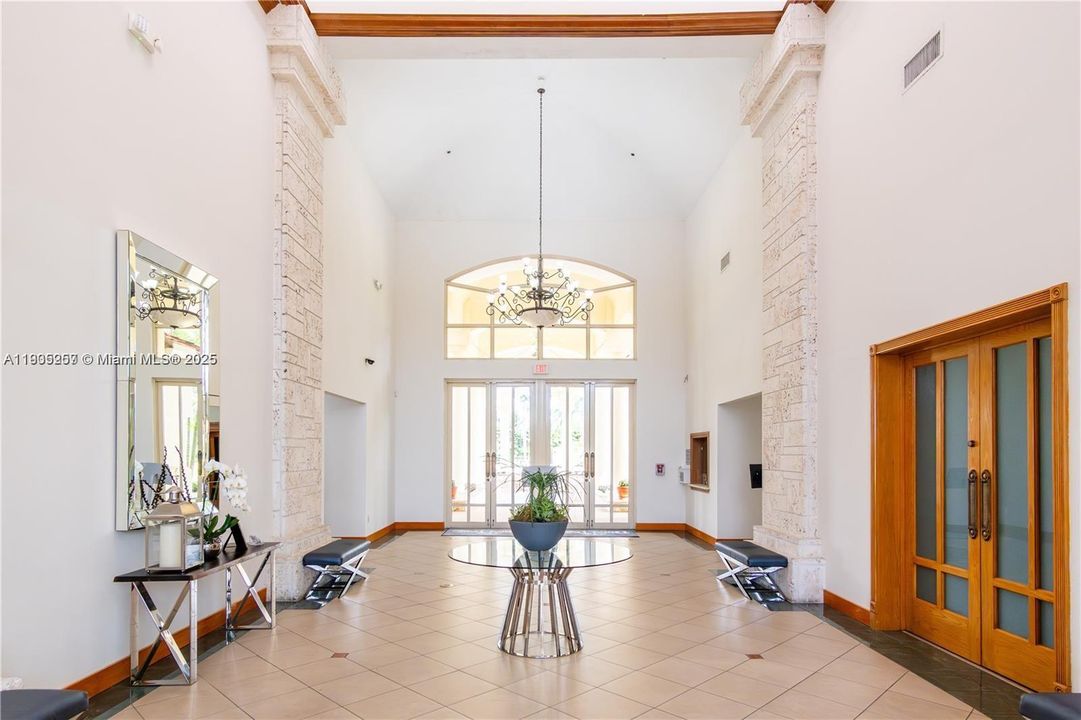 Doral Park Country Club - Clubhouse Entrance