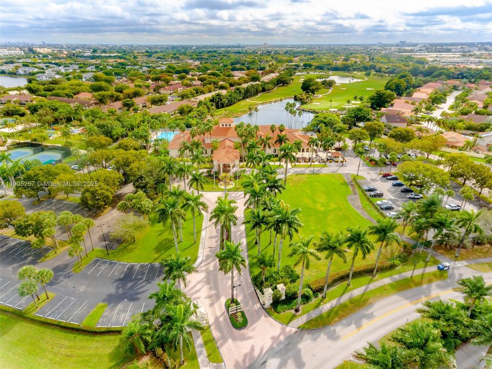 Doral Park Country Club