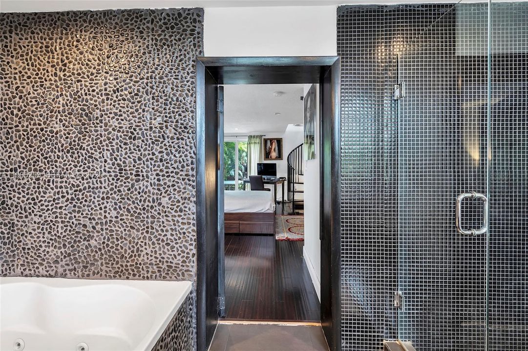 For Sale: $1,795,000 (4 beds, 3 baths, 2190 Square Feet)