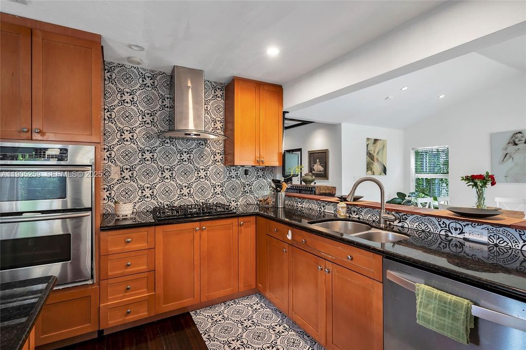 For Sale: $1,795,000 (4 beds, 3 baths, 2190 Square Feet)