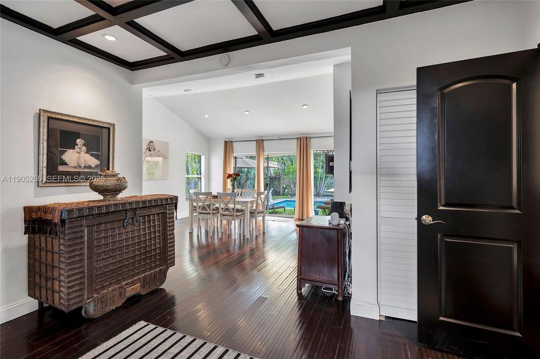 For Sale: $1,795,000 (4 beds, 3 baths, 2190 Square Feet)