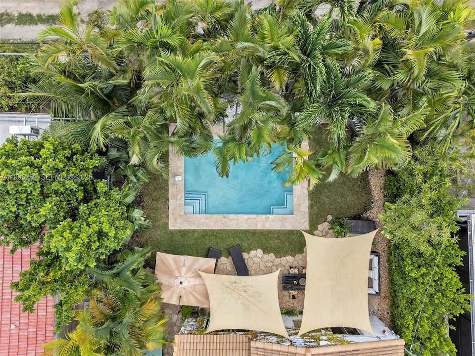 For Sale: $1,795,000 (4 beds, 3 baths, 2190 Square Feet)