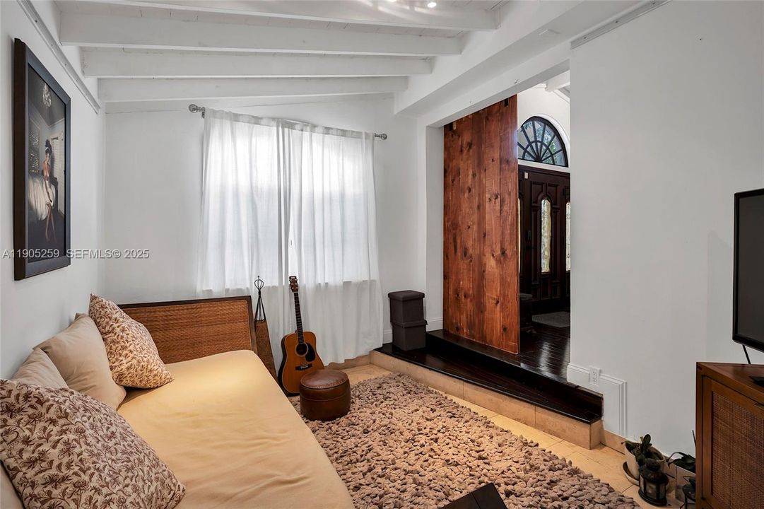 For Sale: $1,795,000 (4 beds, 3 baths, 2190 Square Feet)