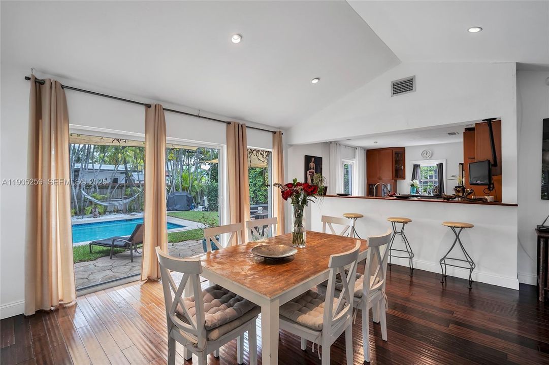 For Sale: $1,795,000 (4 beds, 3 baths, 2190 Square Feet)