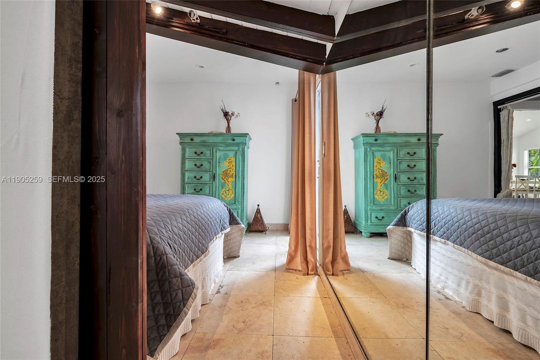 For Sale: $1,795,000 (4 beds, 3 baths, 2190 Square Feet)