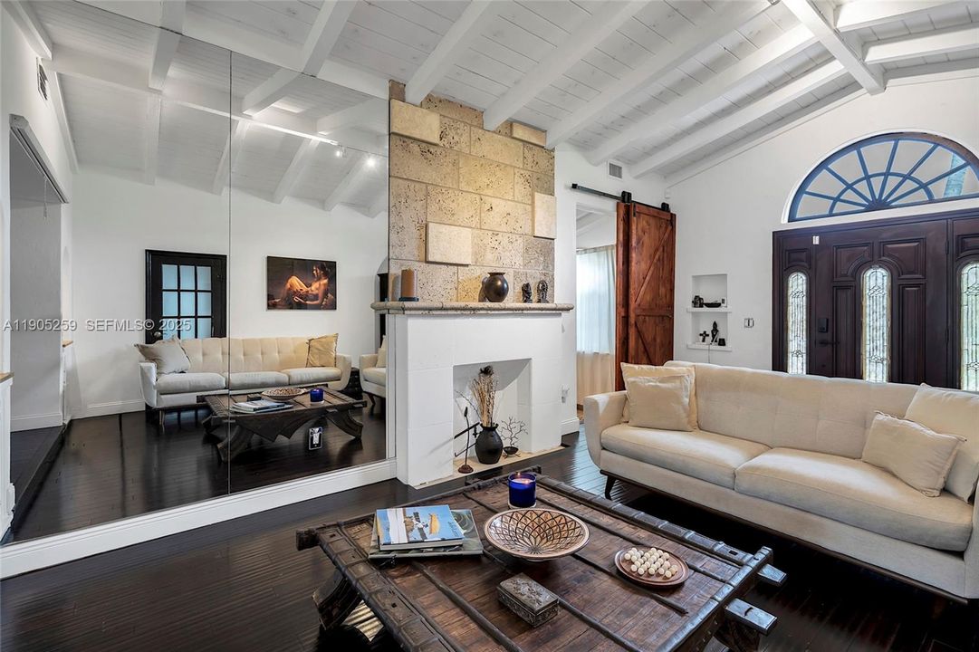 For Sale: $1,795,000 (4 beds, 3 baths, 2190 Square Feet)