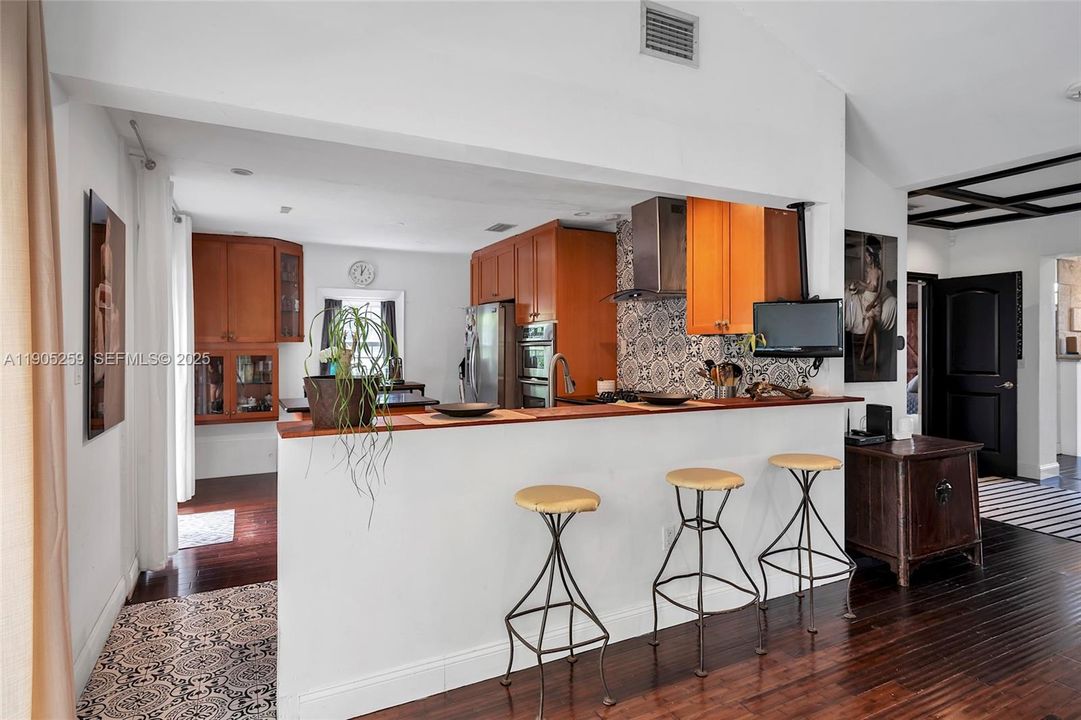 For Sale: $1,795,000 (4 beds, 3 baths, 2190 Square Feet)