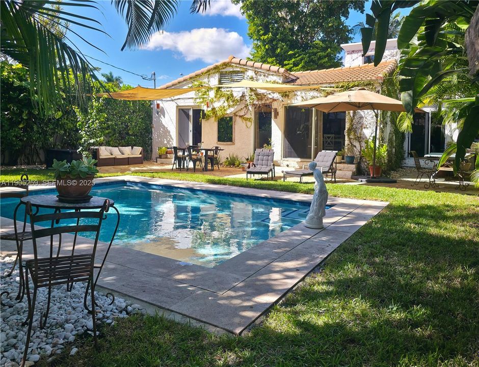 For Sale: $1,795,000 (4 beds, 3 baths, 2190 Square Feet)