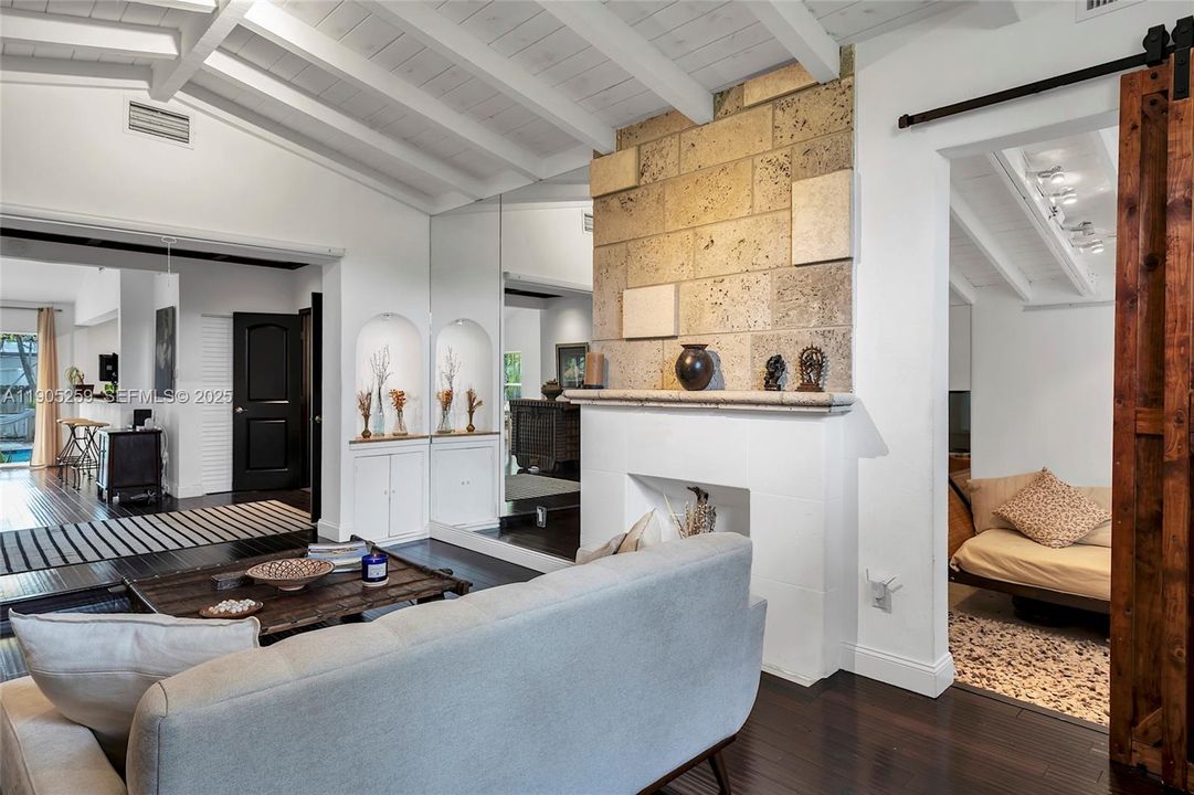 For Sale: $1,795,000 (4 beds, 3 baths, 2190 Square Feet)