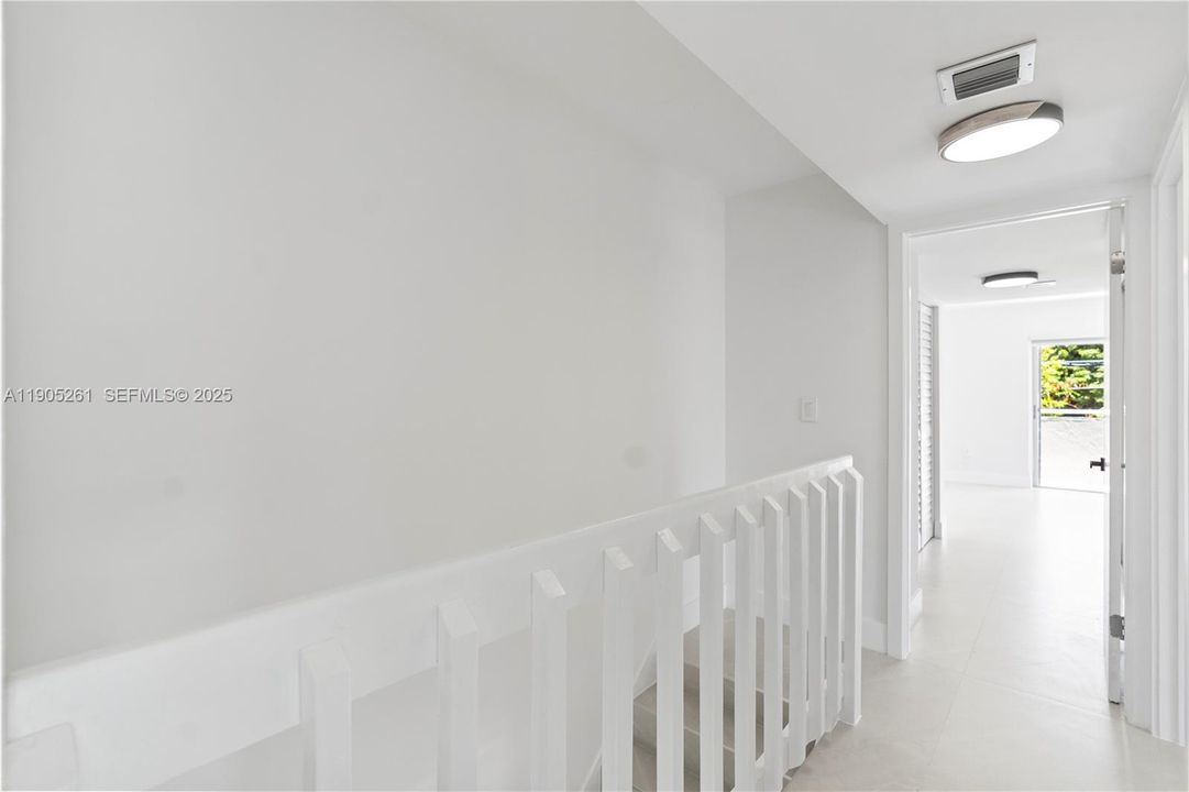 For Rent: $4,500 (3 beds, 2 baths, 1389 Square Feet)