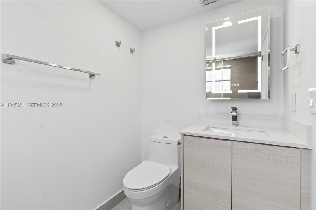 For Rent: $4,500 (3 beds, 2 baths, 1389 Square Feet)