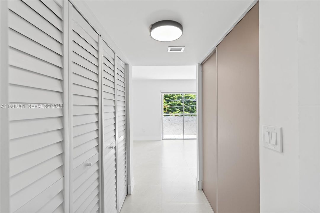 For Rent: $4,500 (3 beds, 2 baths, 1389 Square Feet)