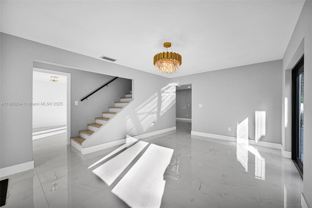 For Sale: $699,000 (5 beds, 3 baths, 2054 Square Feet)