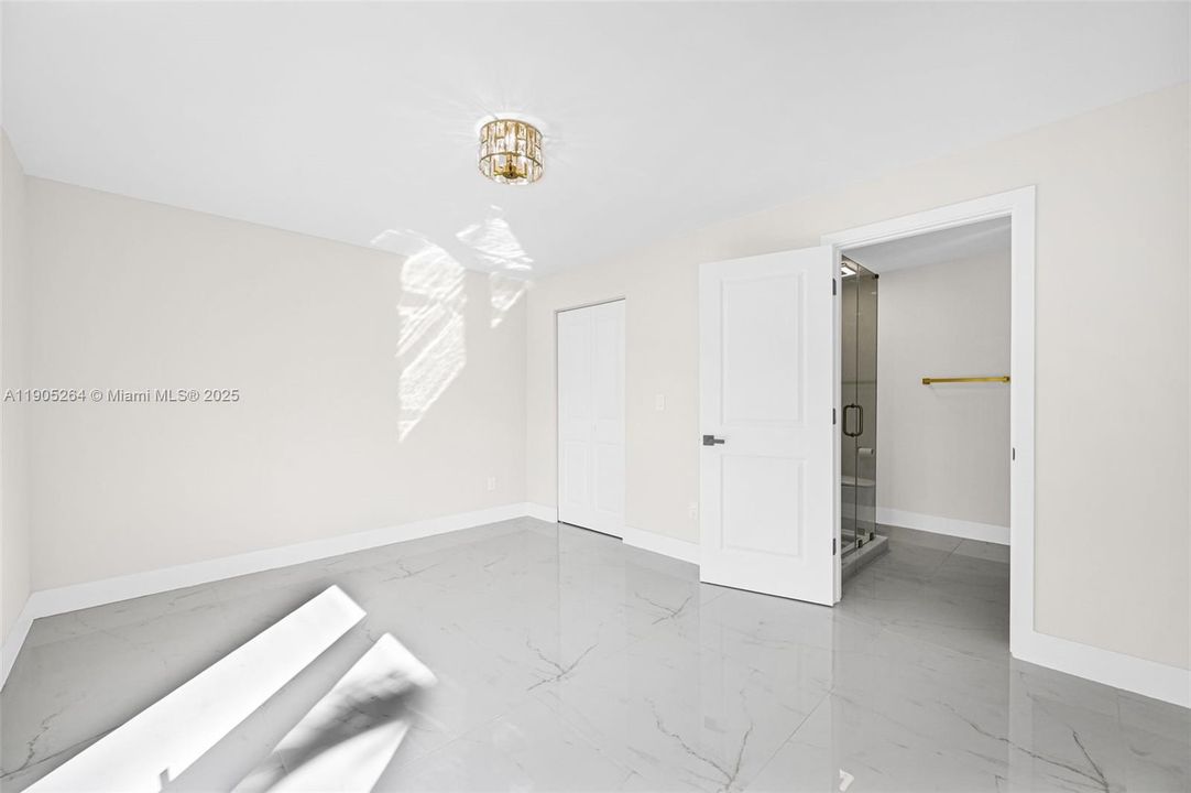 For Sale: $699,000 (5 beds, 3 baths, 2054 Square Feet)