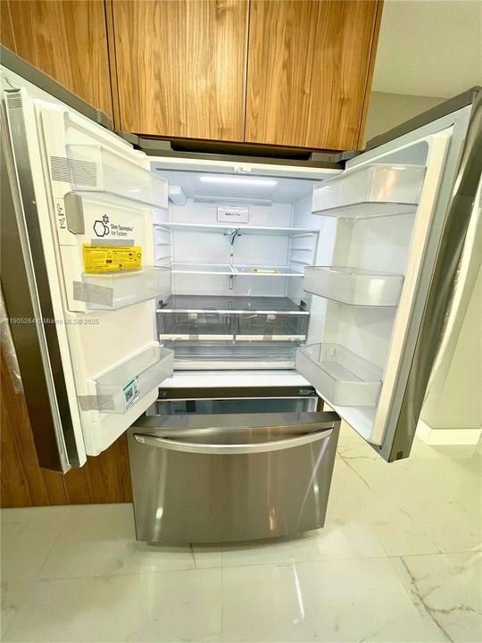 For Sale: $699,000 (5 beds, 3 baths, 2054 Square Feet)