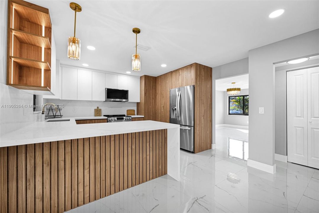 For Sale: $699,000 (5 beds, 3 baths, 2054 Square Feet)