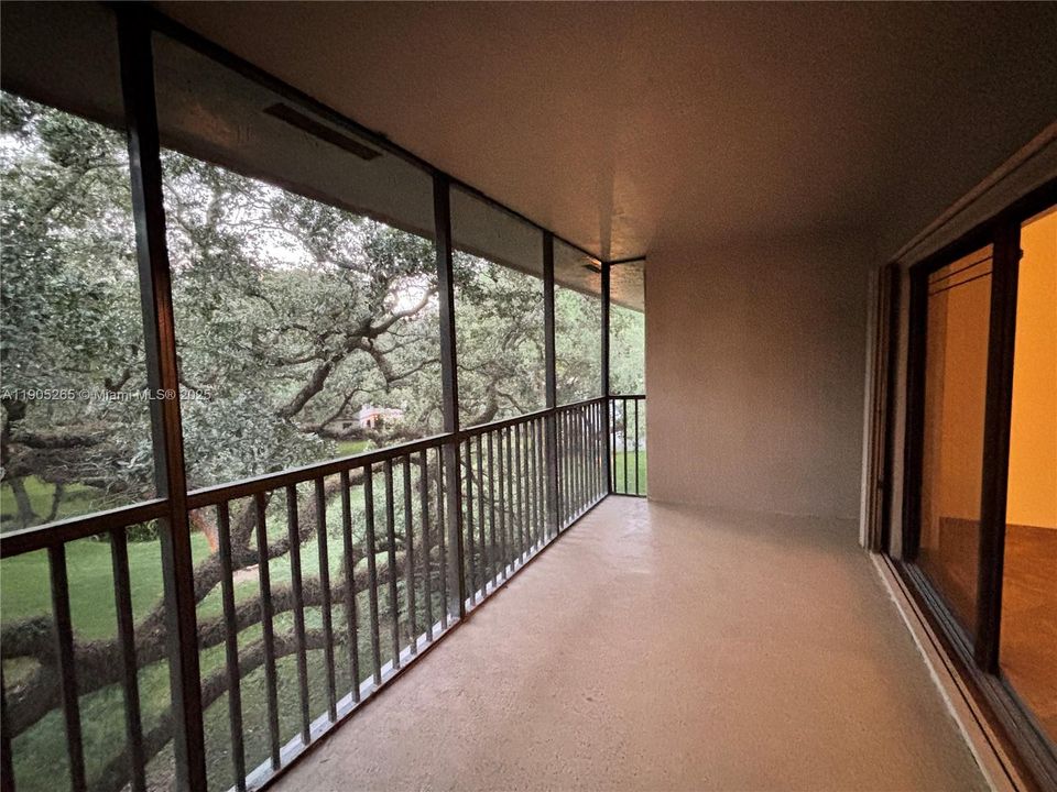 For Sale: $289,000 (2 beds, 2 baths, 1428 Square Feet)