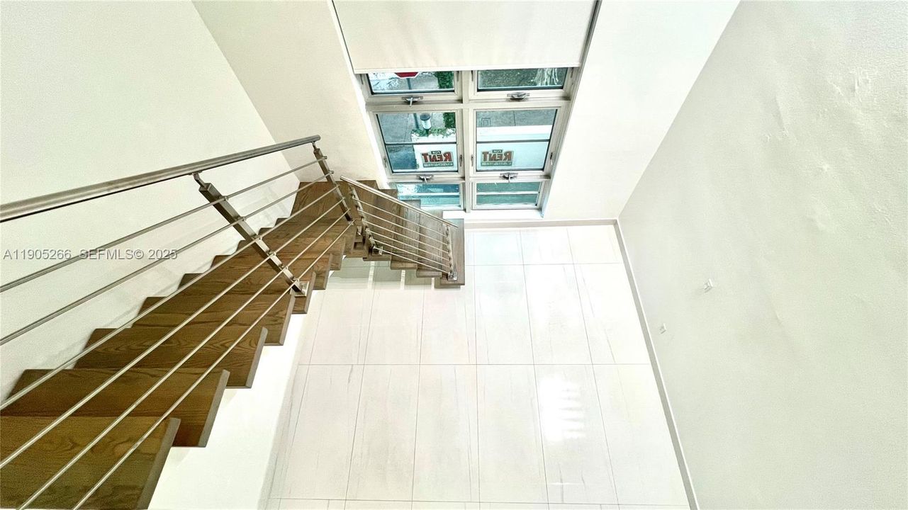 В аренду: $2,100 (1 спален, 2 ванн, 710 Квадратных фут)