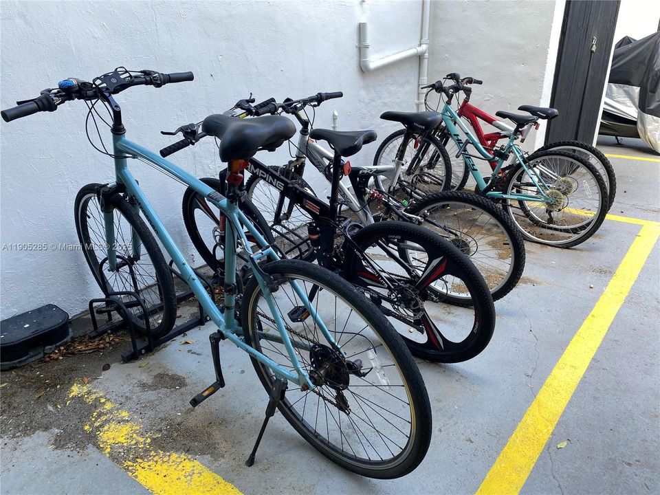 Recently Rented: $2,600 (2 beds, 2 baths, 5094 Square Feet)