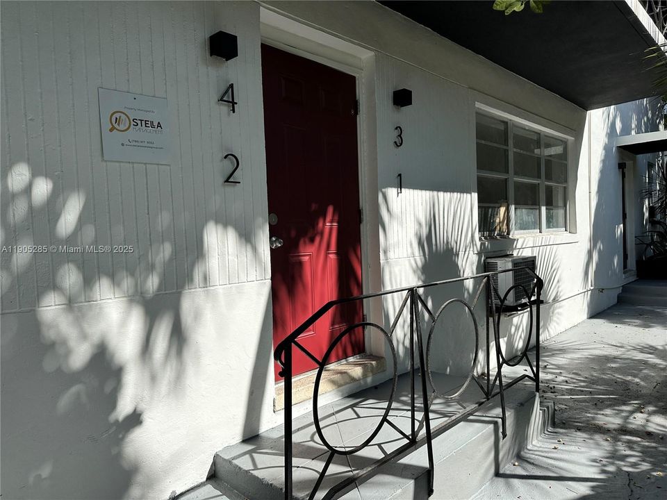 Recently Rented: $2,600 (2 beds, 2 baths, 5094 Square Feet)