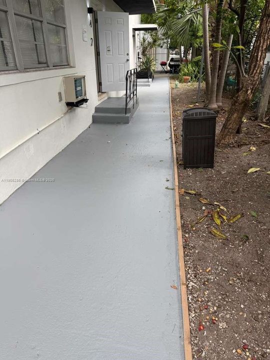 Recently Rented: $2,600 (2 beds, 2 baths, 5094 Square Feet)