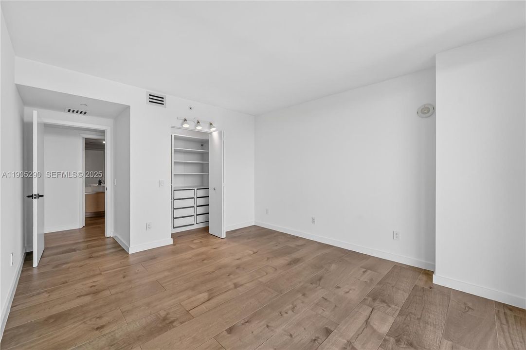 For Rent: $7,800 (3 beds, 2 baths, 1626 Square Feet)