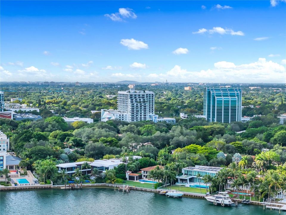 For Rent: $7,800 (3 beds, 2 baths, 1626 Square Feet)