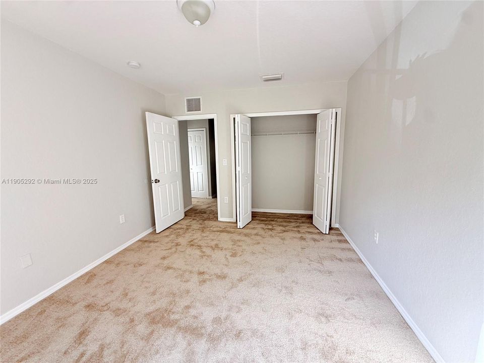 En Renta: $2,500 (3 camas, 2 baños, 1799 Pies cuadrados)