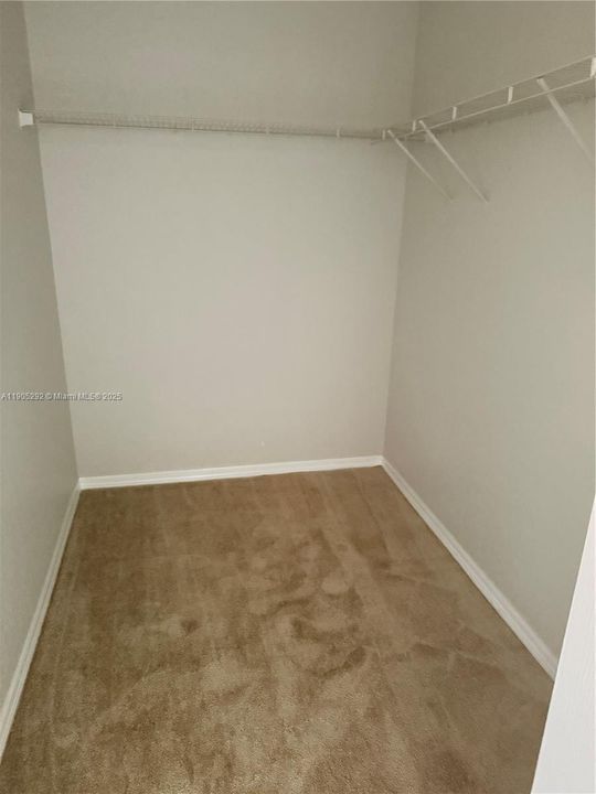 En Renta: $2,500 (3 camas, 2 baños, 1799 Pies cuadrados)