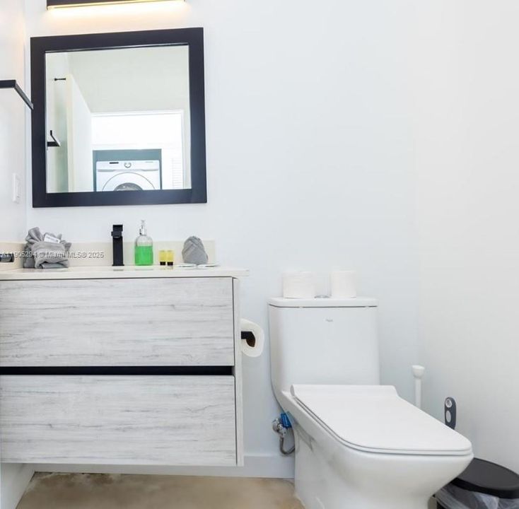 Recently Rented: $5,000 (4 beds, 3 baths, 2319 Square Feet)